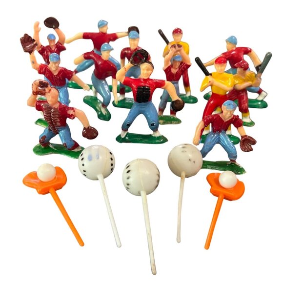 Vtg Baseball Players Gloves Cake Cupcake Toppers Made in Hong Kong - Picture 1 of 6